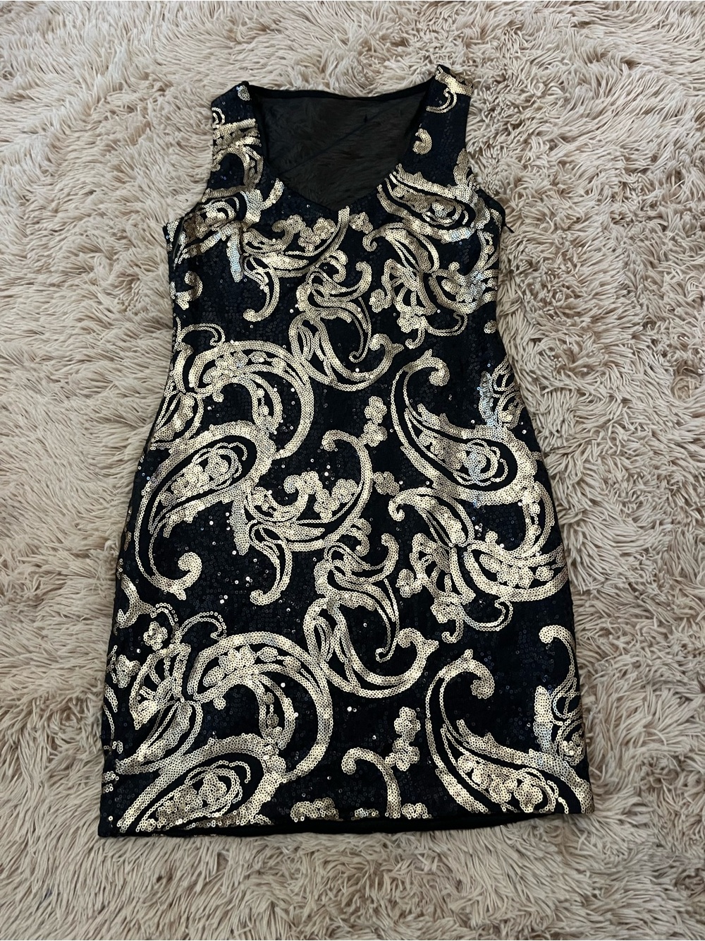 Black & Gold Sequin Dress 6